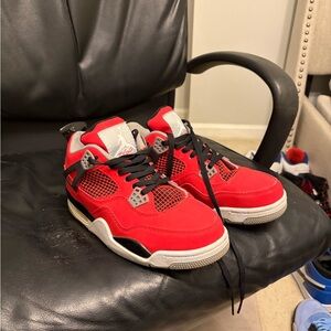 Jordan 4 Toro Bravo Men’s 9.5